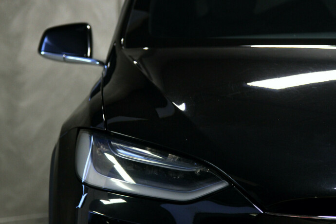 tesla-model-x-elektrisitet-2018-big-16
