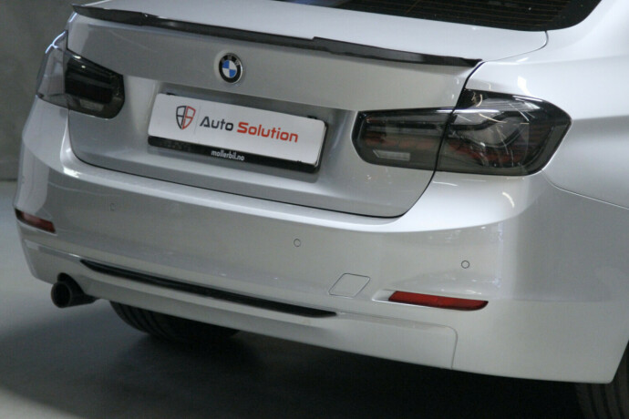 bmw-3-serie-diesel-2013-big-28