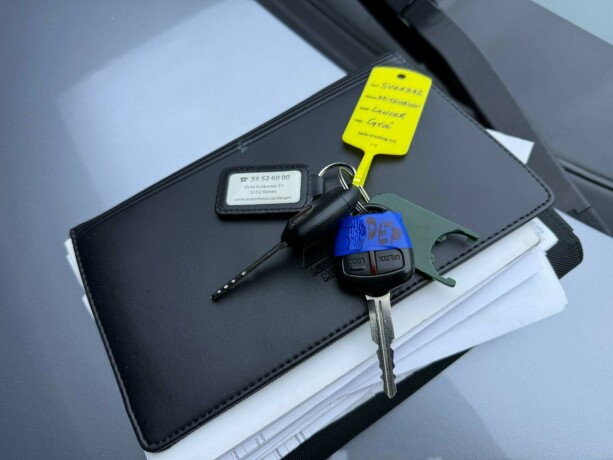 mitsubishi-lancer-bensin-2013-big-28