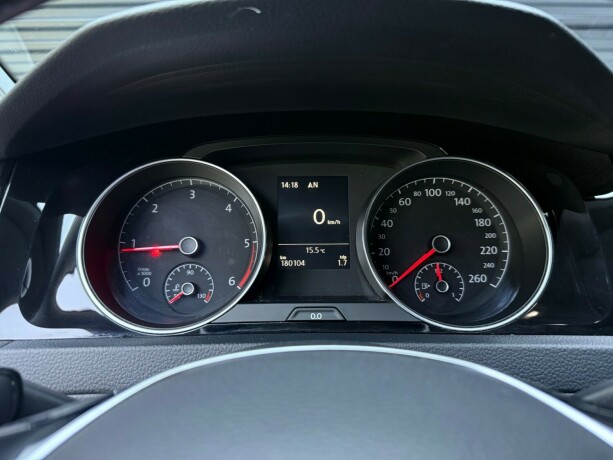 volkswagen-golf-diesel-2014-big-16