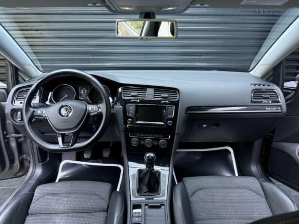 volkswagen-golf-diesel-2014-big-11