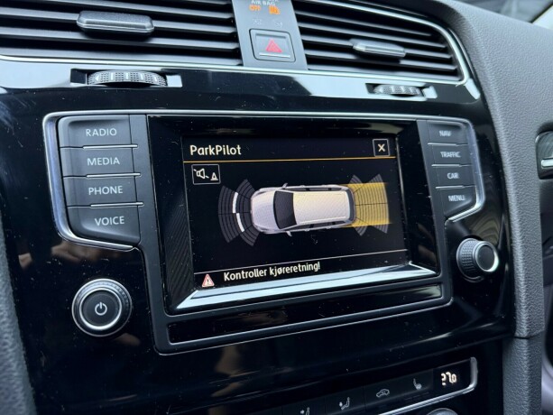 volkswagen-golf-diesel-2014-big-20
