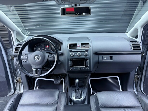 volkswagen-touran-diesel-2017-big-9