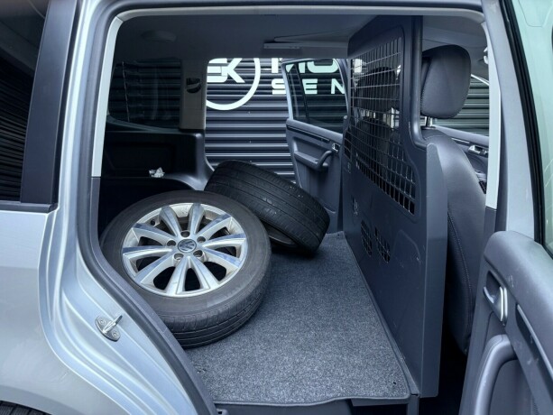 volkswagen-touran-diesel-2017-big-26