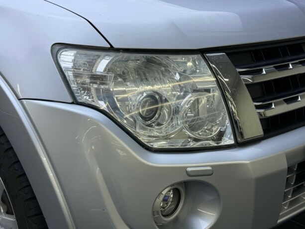 mitsubishi-pajero-diesel-2011-big-3