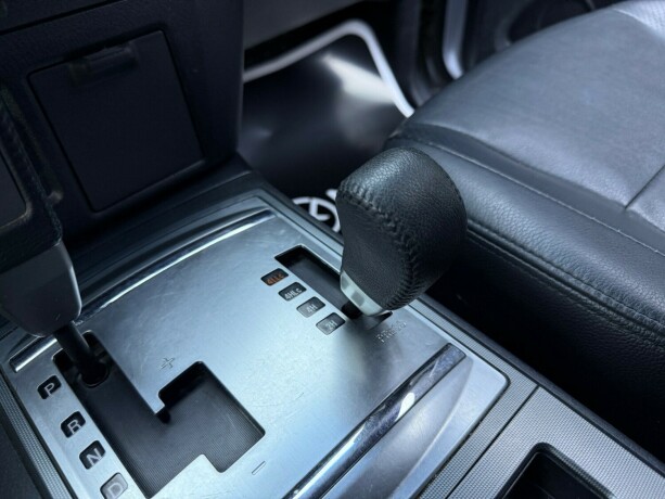 mitsubishi-pajero-diesel-2011-big-23