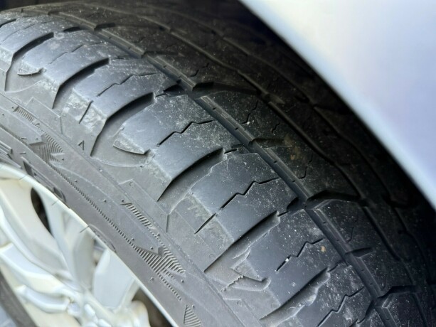 mitsubishi-pajero-diesel-2011-big-8