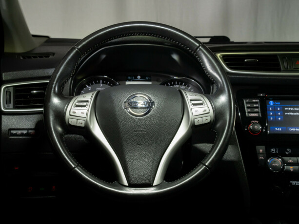 nissan-qashqai-diesel-2017-big-32