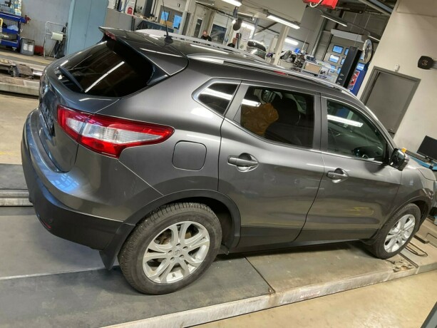 nissan-qashqai-diesel-2017-big-6