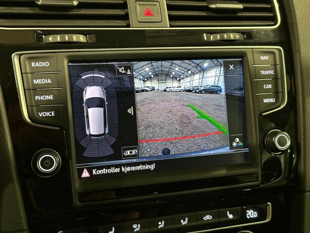 volkswagen-golf-bensin-2014-big-17