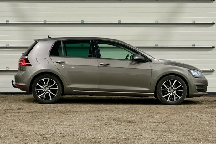 volkswagen-golf-bensin-2014-big-1