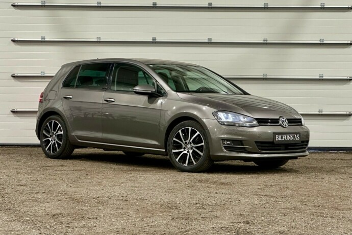 volkswagen-golf-bensin-2014-big-0