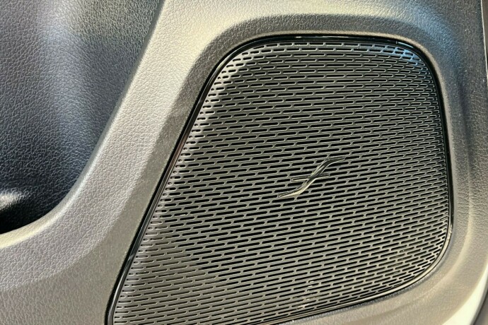 mercedes-benz-a-klasse-bensin-2019-big-14