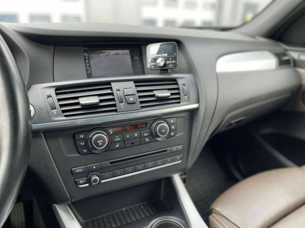 bmw-x3-diesel-2012-big-17