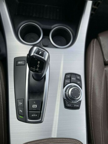 bmw-x3-diesel-2012-big-16