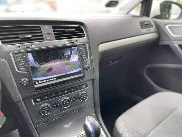 volkswagen-golf-elektrisitet-2015-big-17