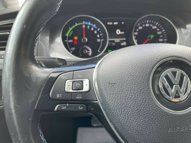 volkswagen-golf-elektrisitet-2015-big-14