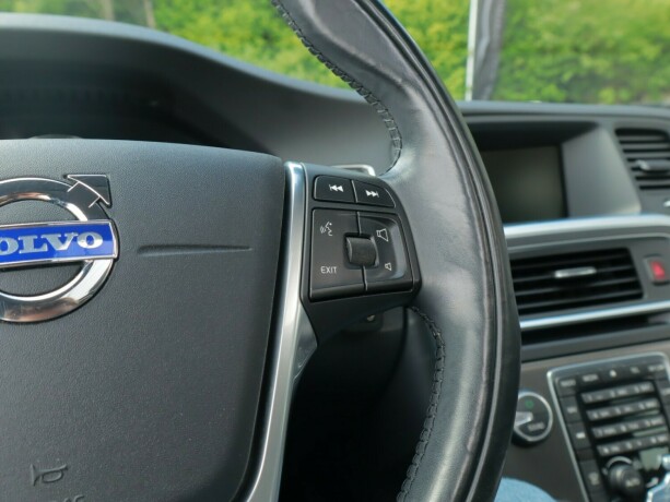 volvo-v60-elektrisitetdiesel-2014-big-12