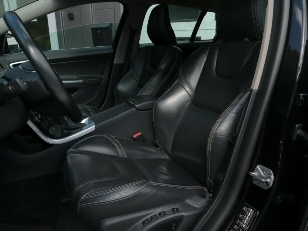 volvo-v60-elektrisitetdiesel-2014-big-6