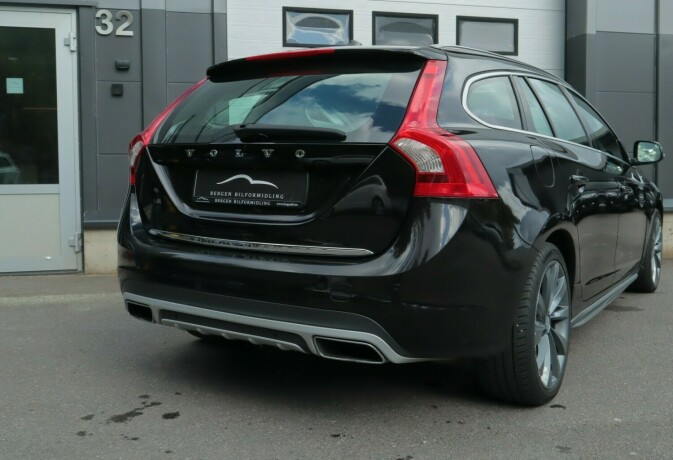 volvo-v60-elektrisitetdiesel-2014-big-3