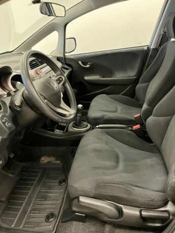 honda-jazz-bensin-2009-big-4