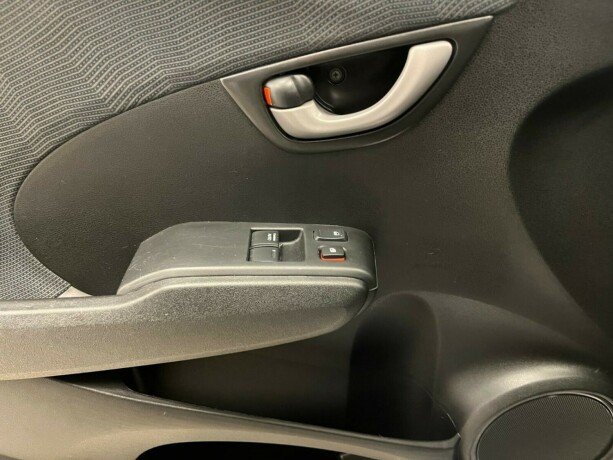 honda-jazz-bensin-2009-big-5