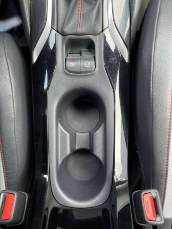 toyota-corolla-elektrisitetbensin-2022-big-20