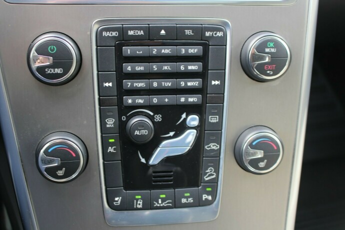 volvo-xc-60-diesel-2013-big-18