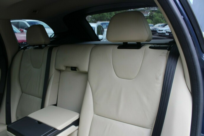 volvo-xc-60-diesel-2013-big-7