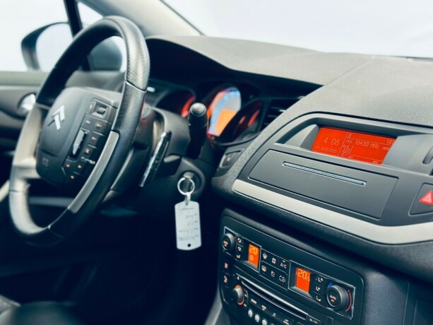 citroen-c5-diesel-2012-big-13
