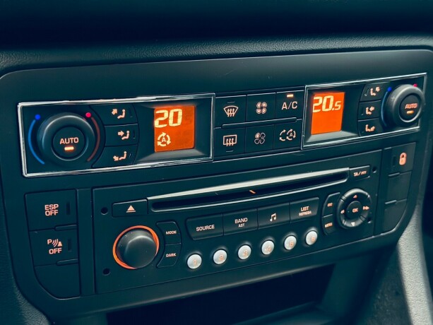 citroen-c5-diesel-2012-big-21