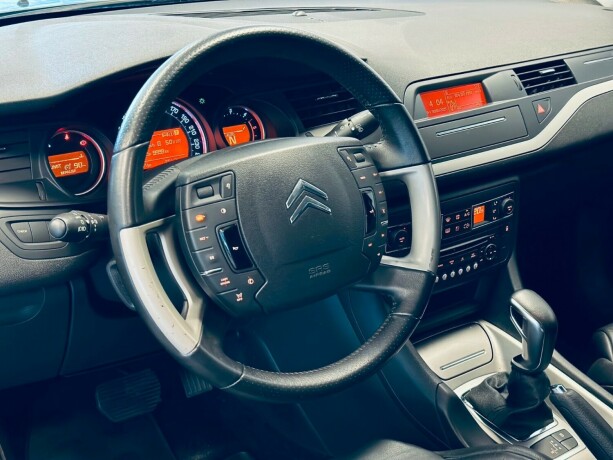 citroen-c5-diesel-2012-big-10