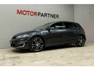 Volkswagen | Golf | Elektrisitet+bensin | 2015