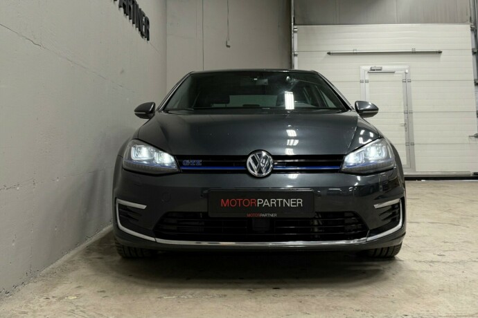 volkswagen-golf-elektrisitetbensin-2015-big-1