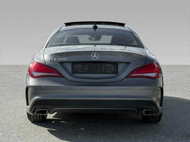 mercedes-benz-cla-bensin-2013-big-11