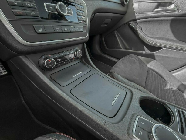 mercedes-benz-cla-bensin-2013-big-22