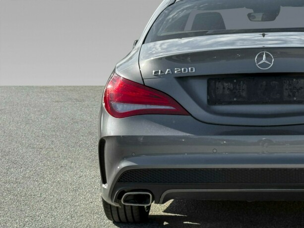 mercedes-benz-cla-bensin-2013-big-13