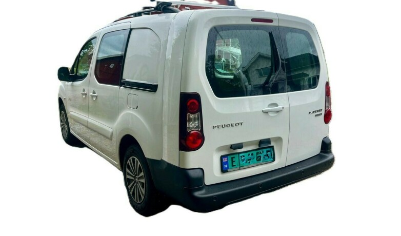 peugeot-partner-elektrisitet-2016-big-1