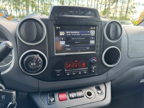 peugeot-partner-elektrisitet-2016-big-23