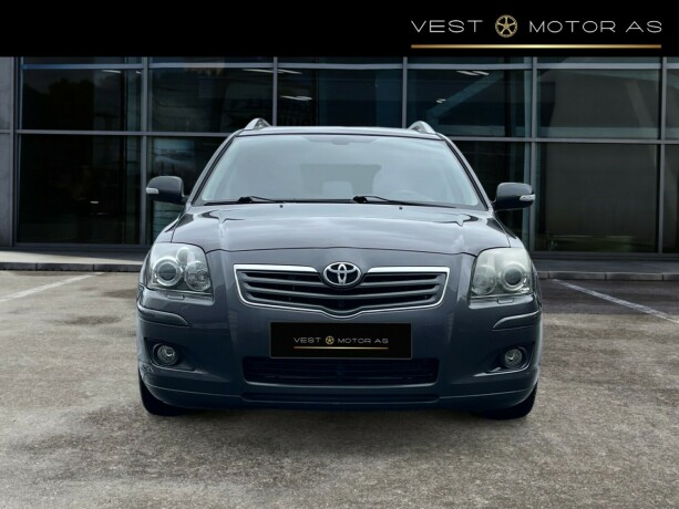 toyota-avensis-diesel-2007-big-1