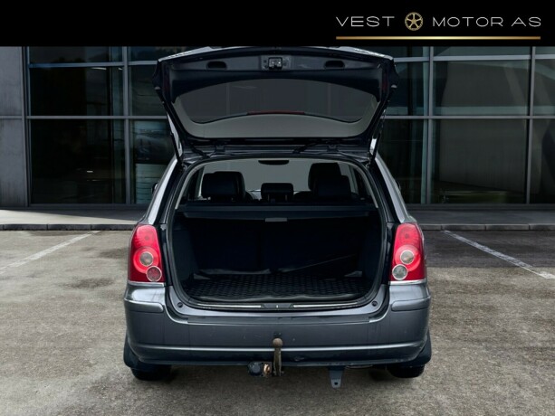 toyota-avensis-diesel-2007-big-6