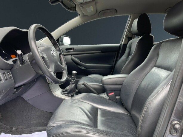 toyota-avensis-diesel-2007-big-8