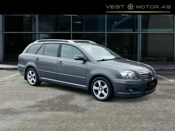 toyota-avensis-diesel-2007-big-0