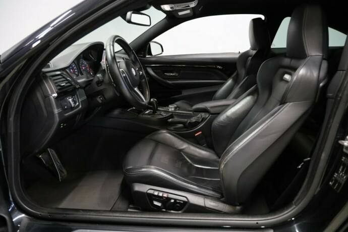bmw-m4-bensin-2015-big-5