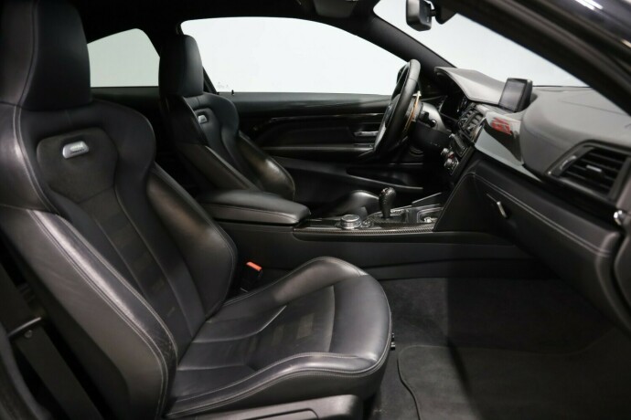 bmw-m4-bensin-2015-big-7