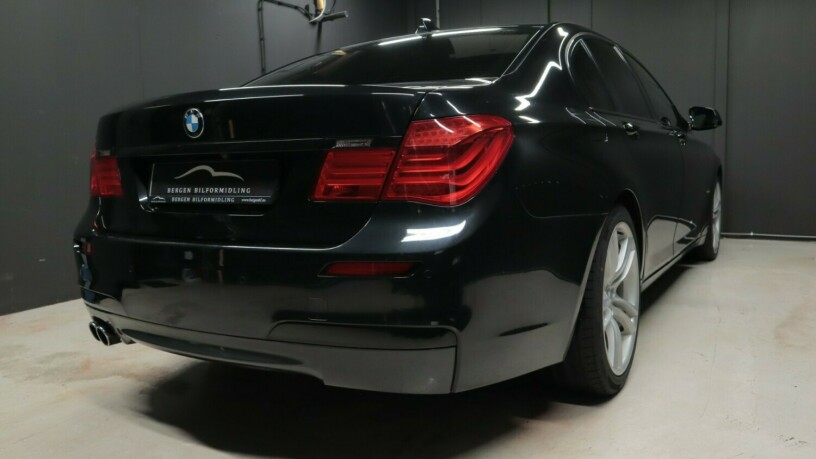 bmw-7-serie-diesel-2011-big-5