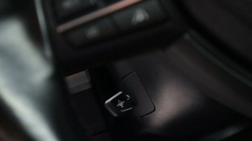 bmw-7-serie-diesel-2011-big-19