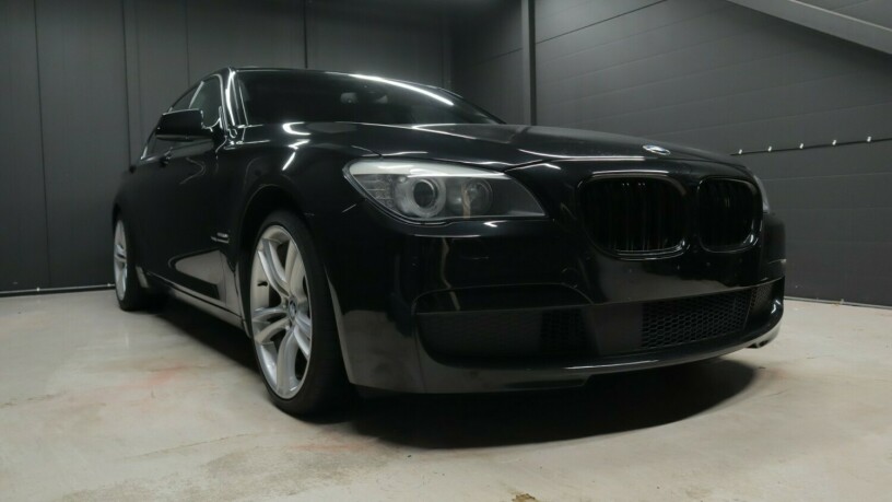 bmw-7-serie-diesel-2011-big-0