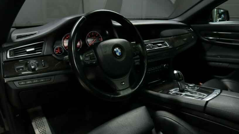 bmw-7-serie-diesel-2011-big-25