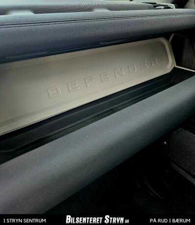 land-rover-defender-elektrisitetdiesel-2023-big-17